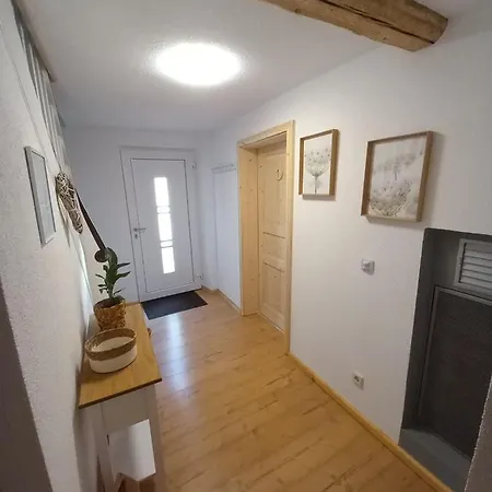 Kleinschmidt Apartment *